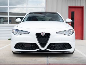Alfa Romeo Giulia Front Spoiler - Carbon Fiber - Italia Style - Stile Italia - Sport/ Ti/ Veloce - V3 Alfa Romeo Giulia Front Spoiler - Carbon Fiber - Italia Style - Stile Italia - Sport/ Ti/ Veloce - V3